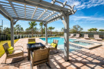 Продается готовый дом - как действующий бизнес, на территории нового курорта Encore Resort г. Орландо, штат Флорида, США.